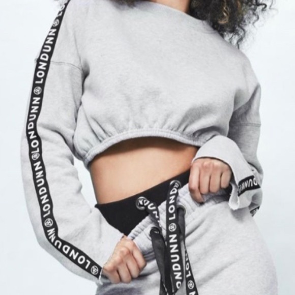 NWT Londunn + Missguided Grey Cropped Sweatshirt - Picture 5 of 5